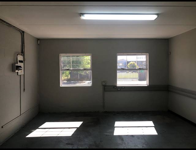 1,890M² WAREHOUSE TO LET IN AIRPORT INDUSTRIA